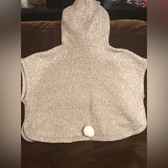 GENUINE gray poncho with bunny ears and tail size 4T - Picture 2 of 10
